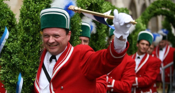 Die Schäffler kommen nach Trudering