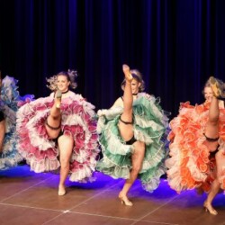 Tänzerinnen des Münchner Kleeblatts Truderinger Ventil 2023